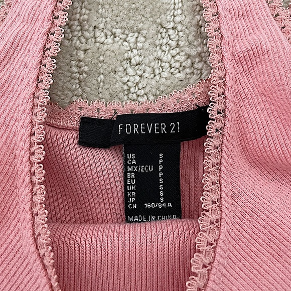 *NEW* Ribbed Tank Top - Picture 4 of 5